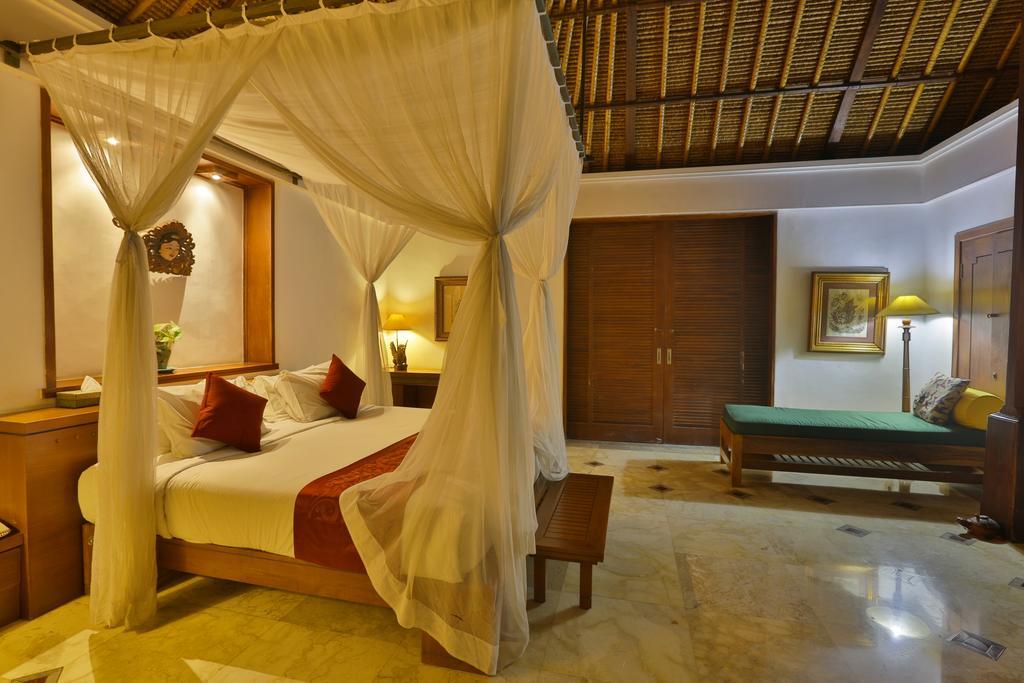 Alam Puri Art Museum Resort & Spa Denpasar  Exterior photo