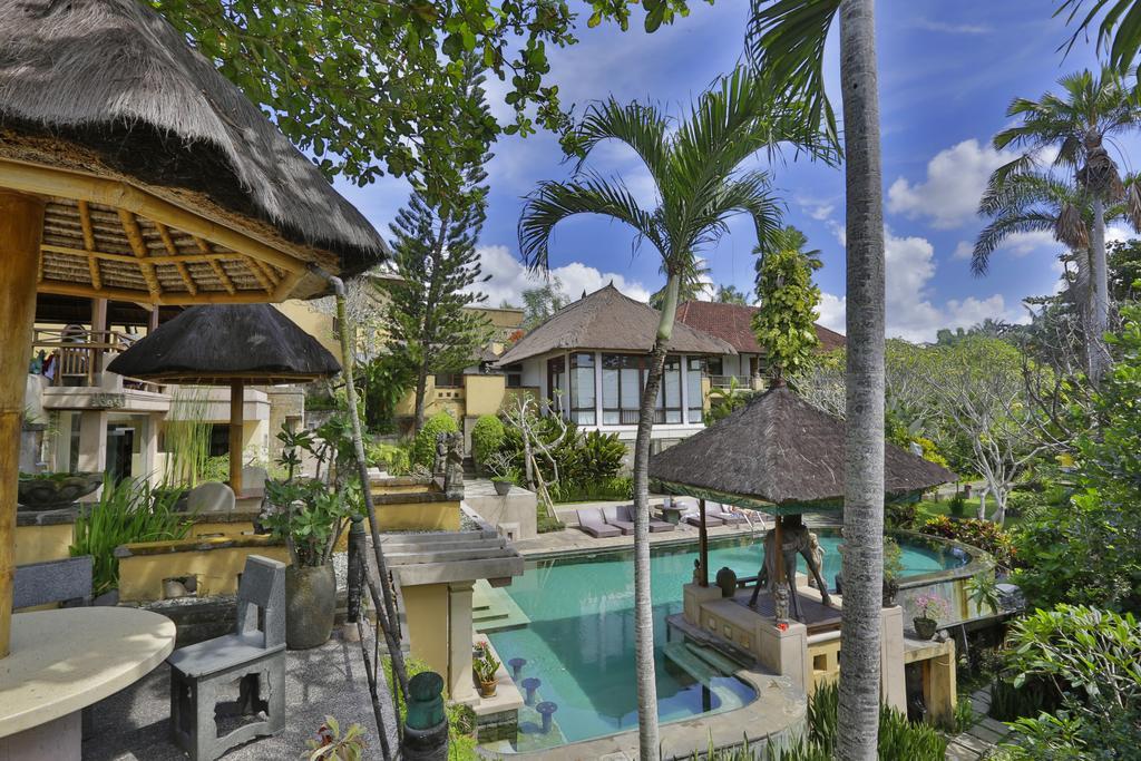 Alam Puri Art Museum Resort & Spa Denpasar  Exterior photo